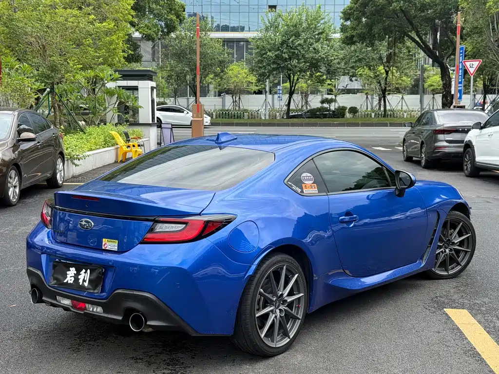 Subaru BRZ — миниатюра 2