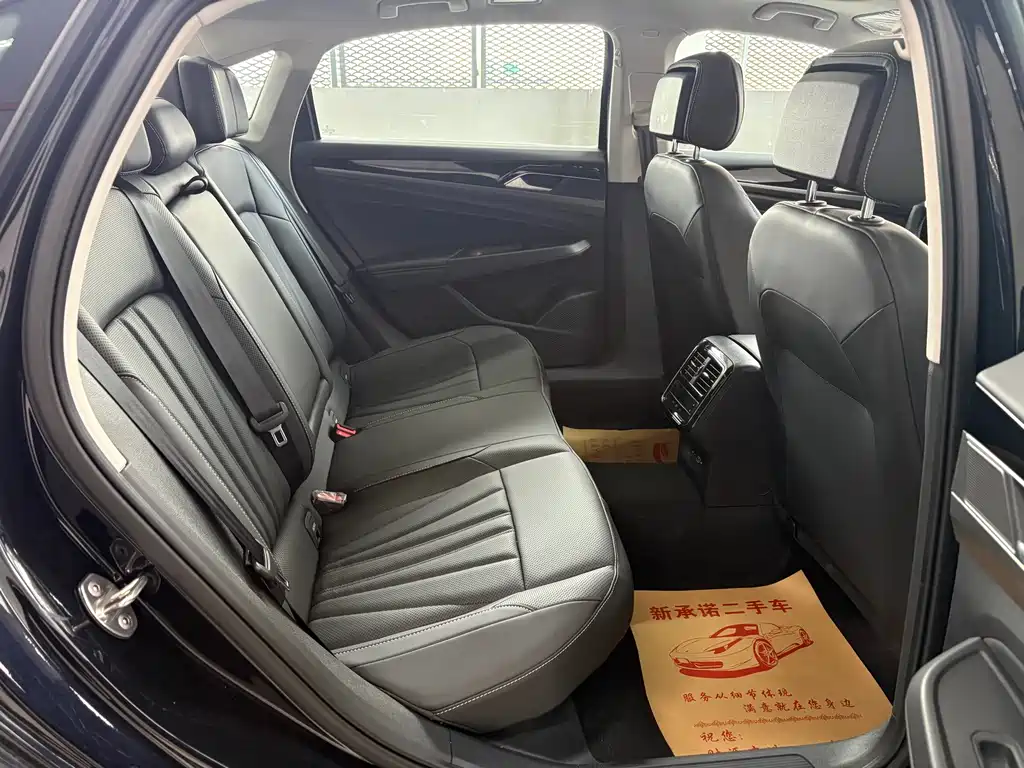Volkswagen Passat 2026 330TSI Elite
