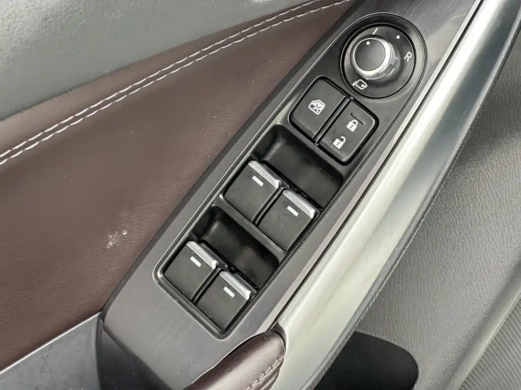 Mazda Atenza — миниатюра 12