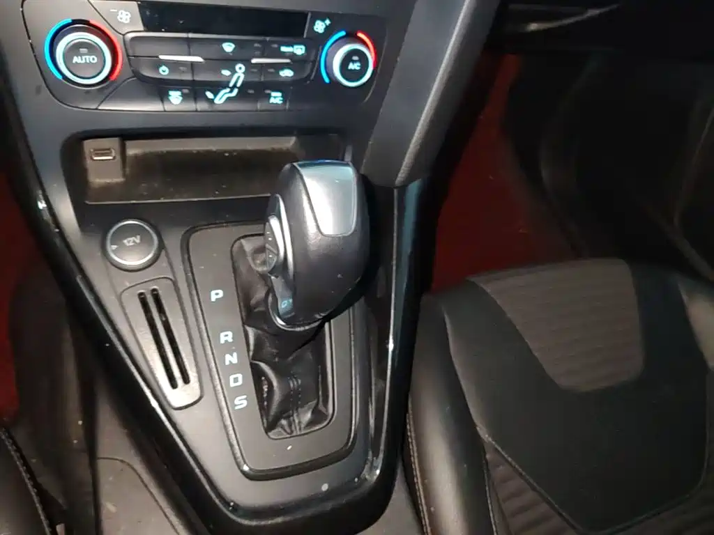 Ford Focus — миниатюра 14