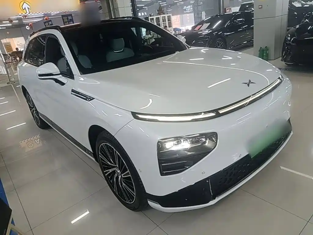 XPeng G9 — миниатюра 4