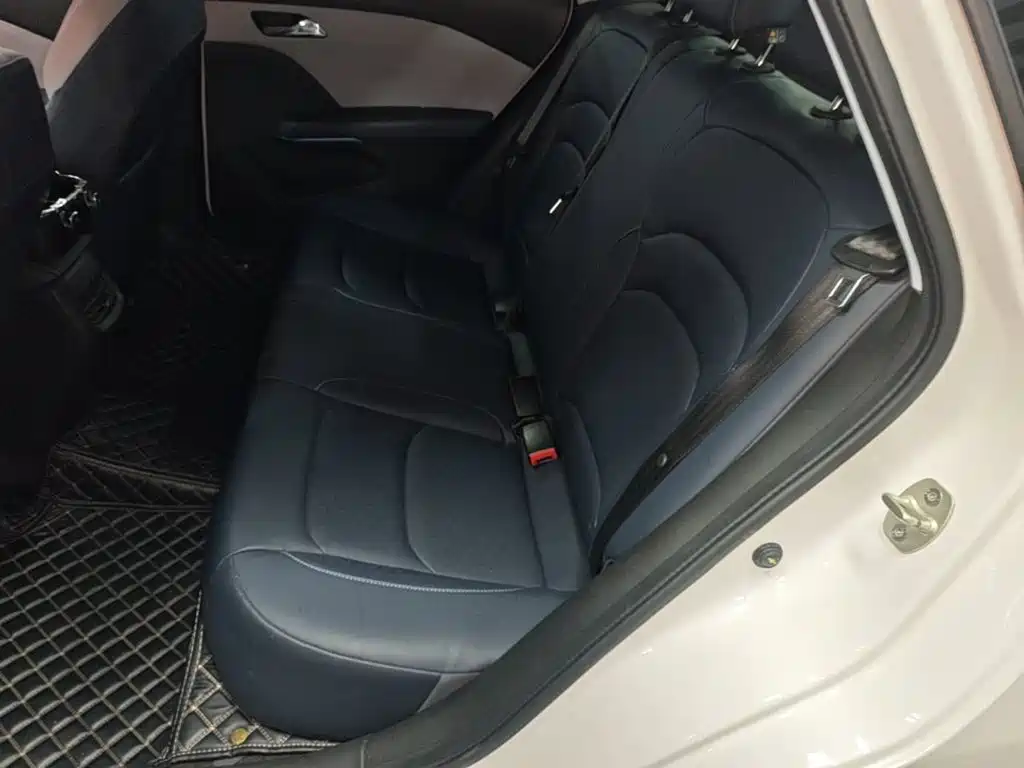 Chevrolet Monza — миниатюра 17