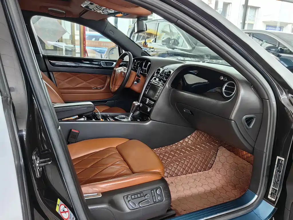 Bentley Flying Spur — фотографии объявления, Фото 13