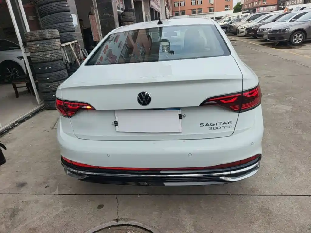 Volkswagen Sagitar — миниатюра 6