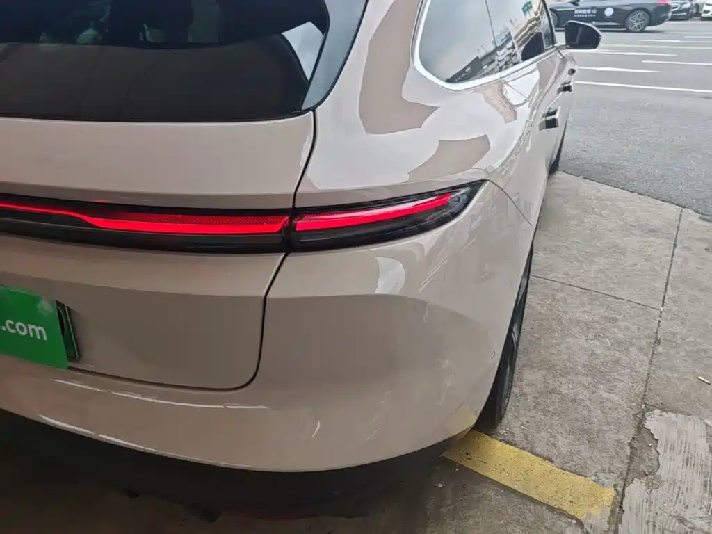NIO ET5T — миниатюра 8