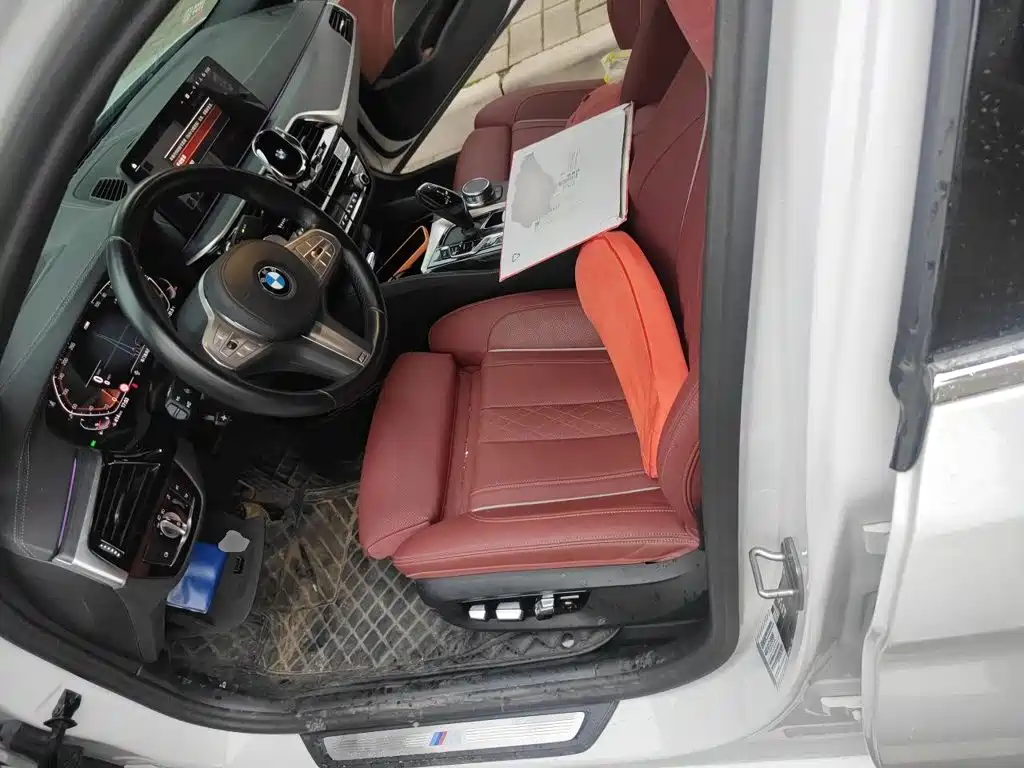BMW 5 Series — миниатюра 8