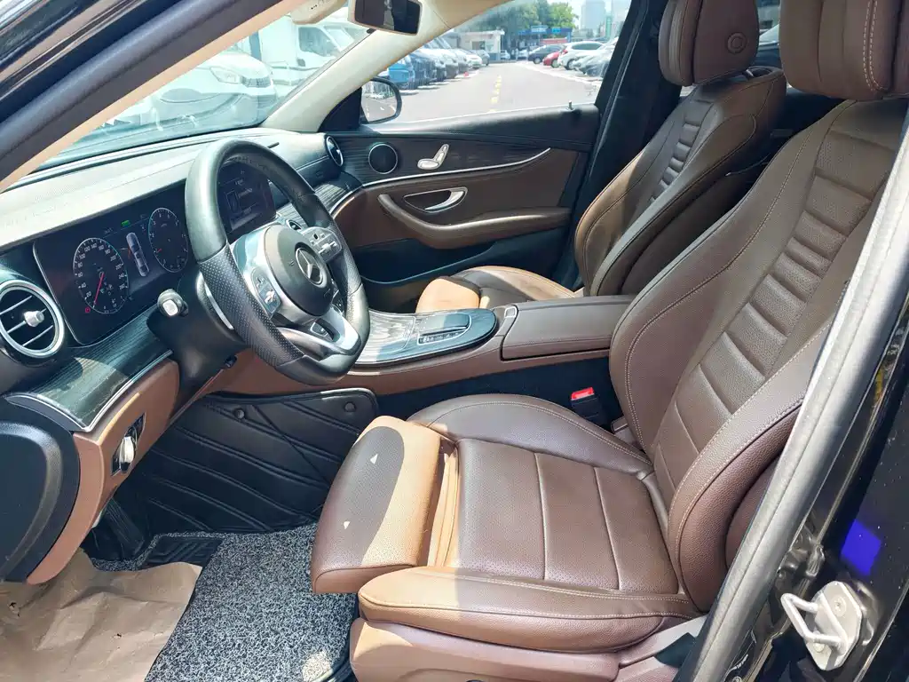 Mercedes-Benz GLB 2024 GLB 200 Fashion