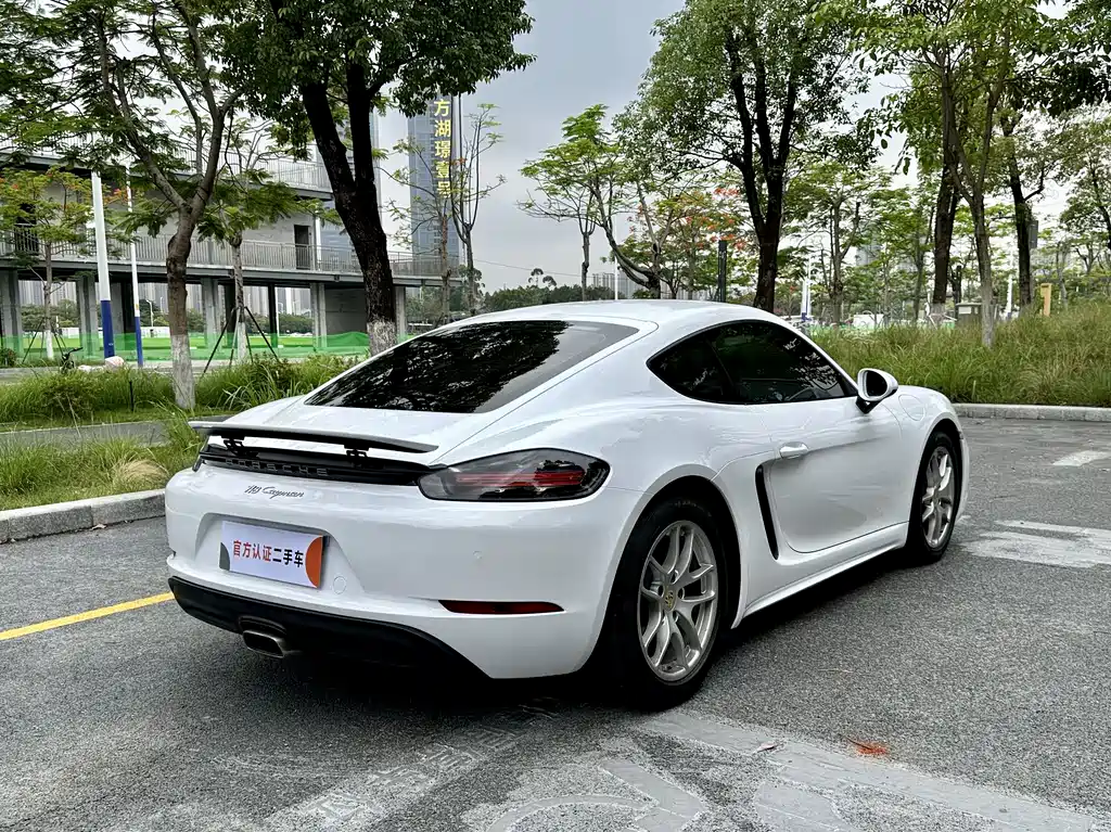 Porsche 718 2018 Cayman 2.0T