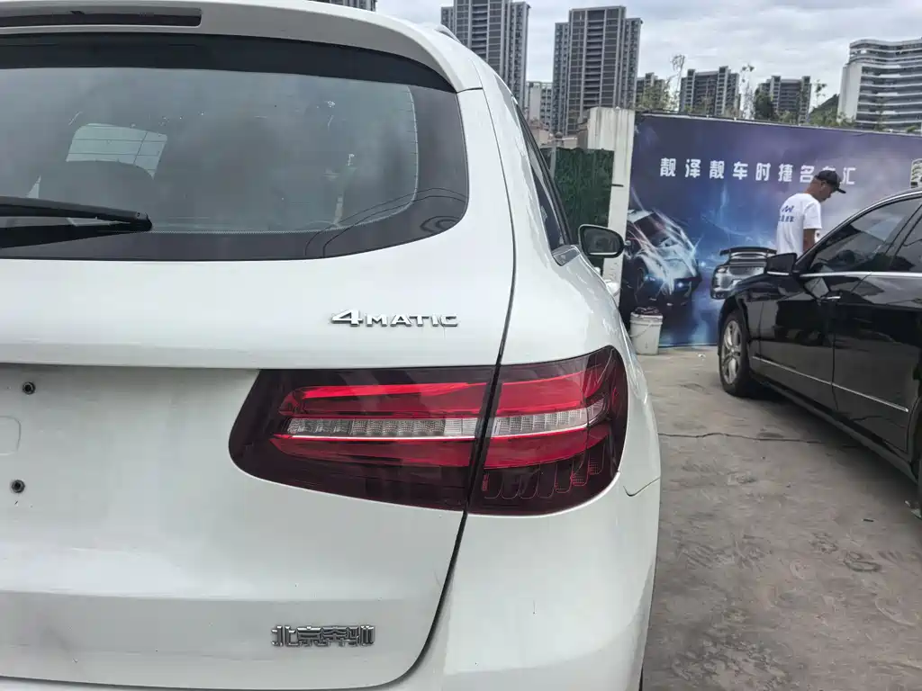 Mercedes-Benz GLC 2018 GLC 260 4MATIC