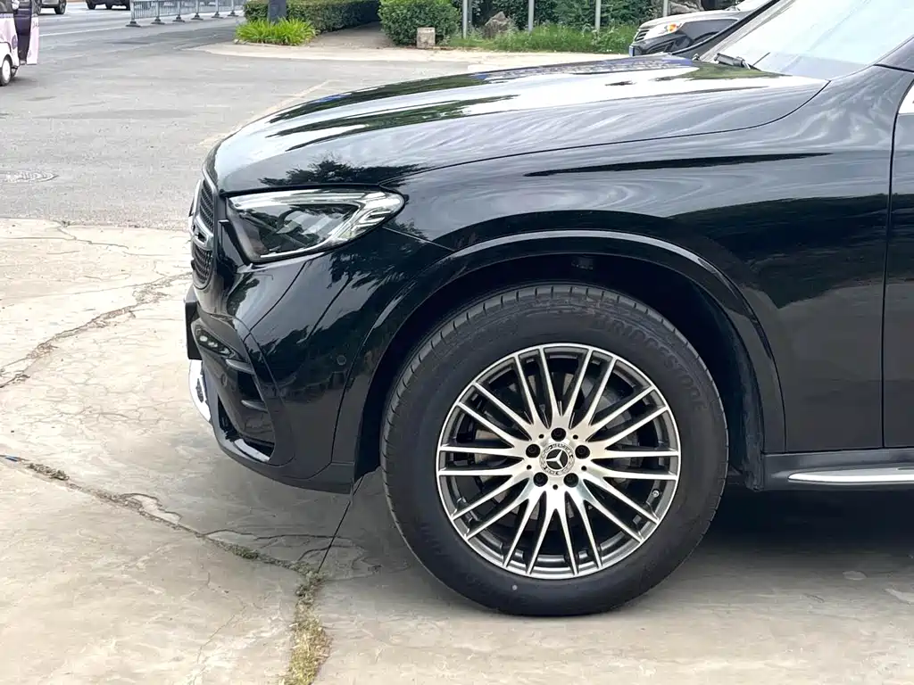 Mercedes-Benz GLC 2025 GLC 300 L 4MATIC 5 мест