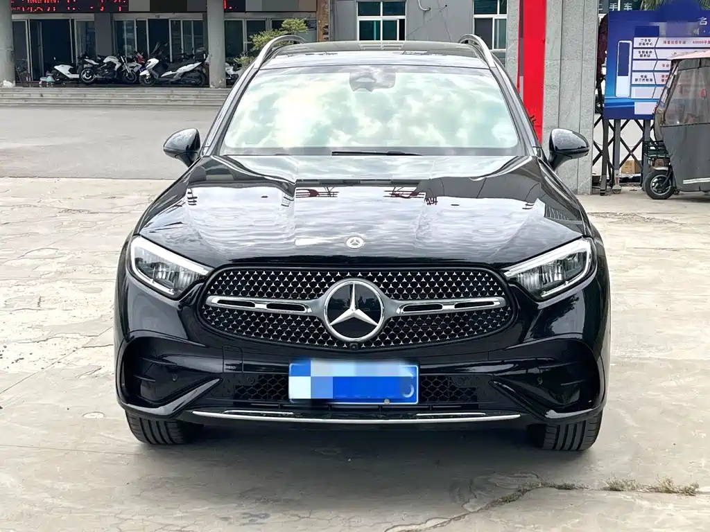 Mercedes-Benz GLC 2025 GLC 300 L 4MATIC 5 мест