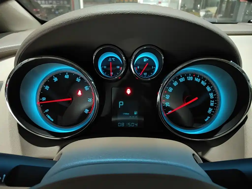 Buick Excelle — миниатюра 12
