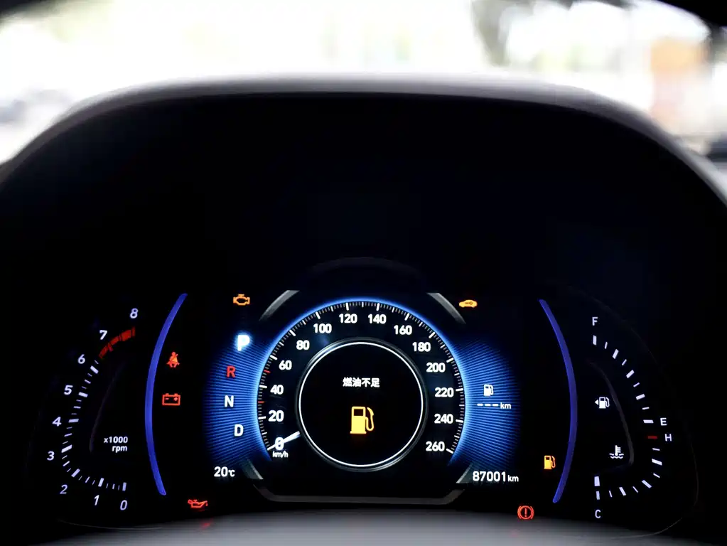 Hyundai Elantra — миниатюра 9