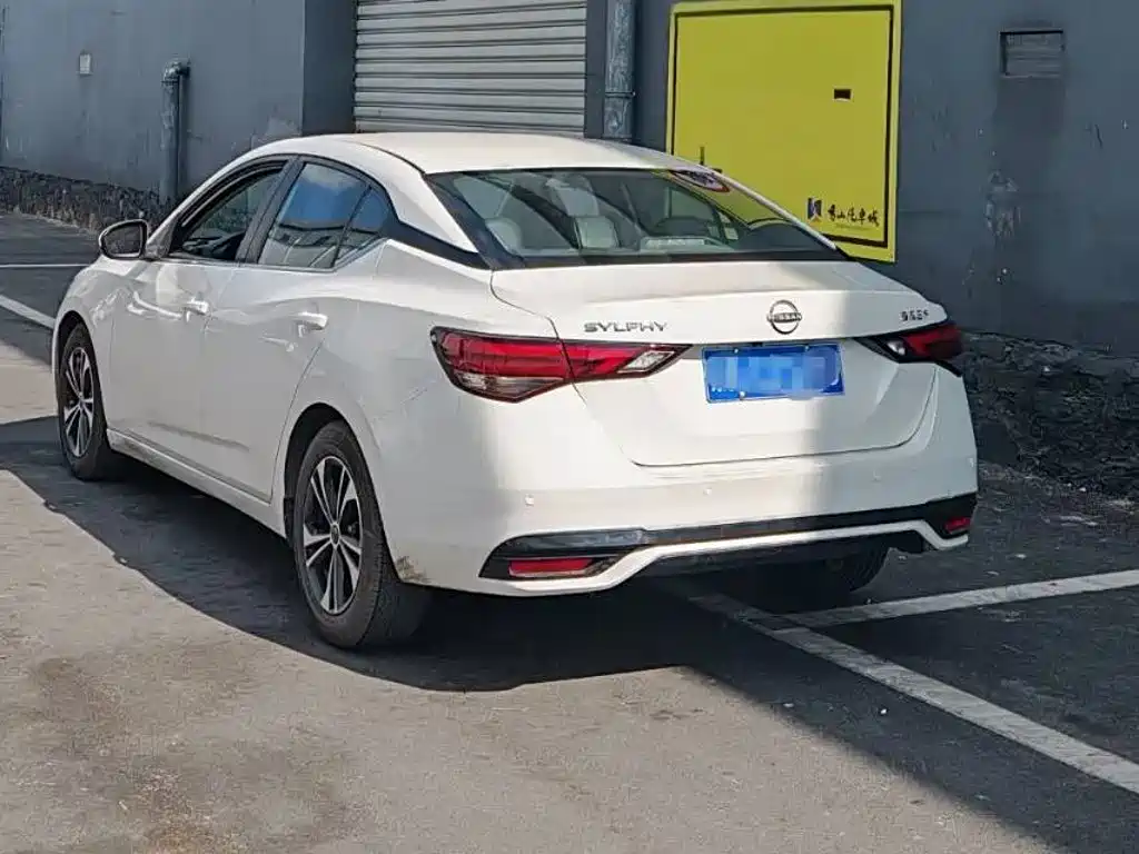 Nissan Sylphy — миниатюра 9