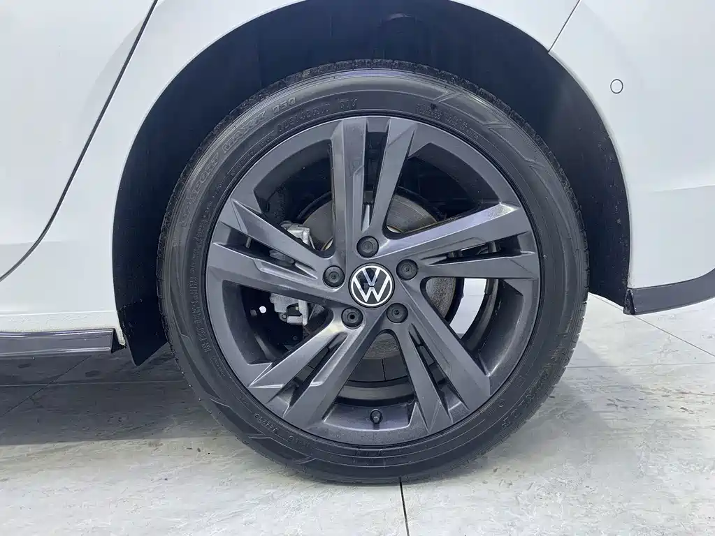 Volkswagen Golf — миниатюра 15
