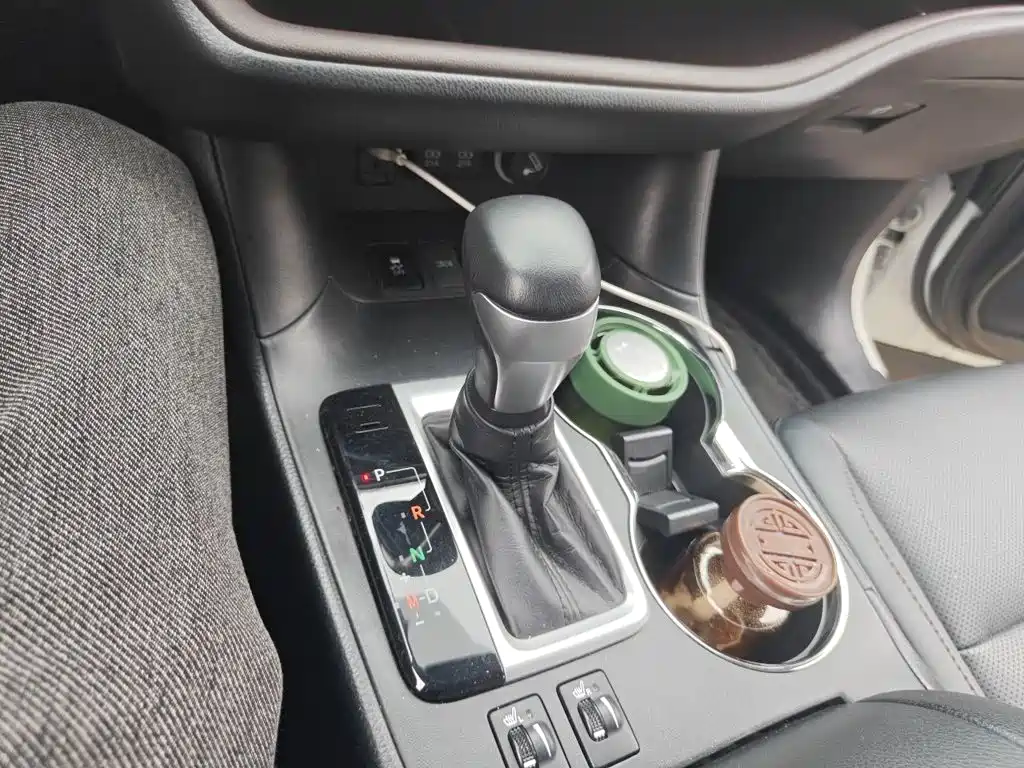 Toyota Highlander — миниатюра 10