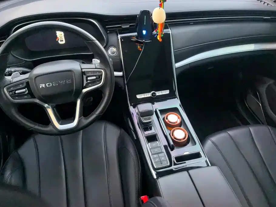Roewe RX5 MAX — миниатюра 12