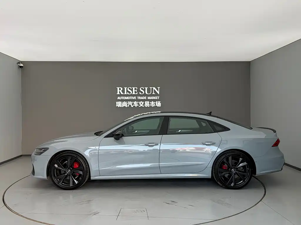 Audi A7L 45 TFSI quattro RS Kit Racing Edition, фото 4