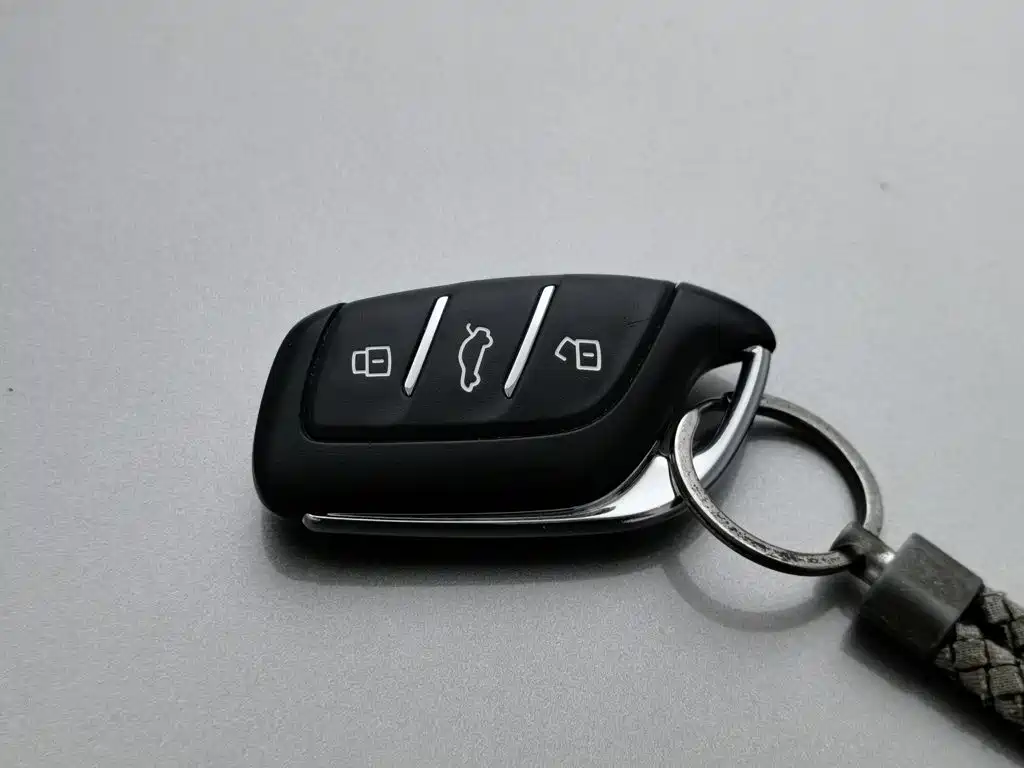 Roewe RX5 — миниатюра 19