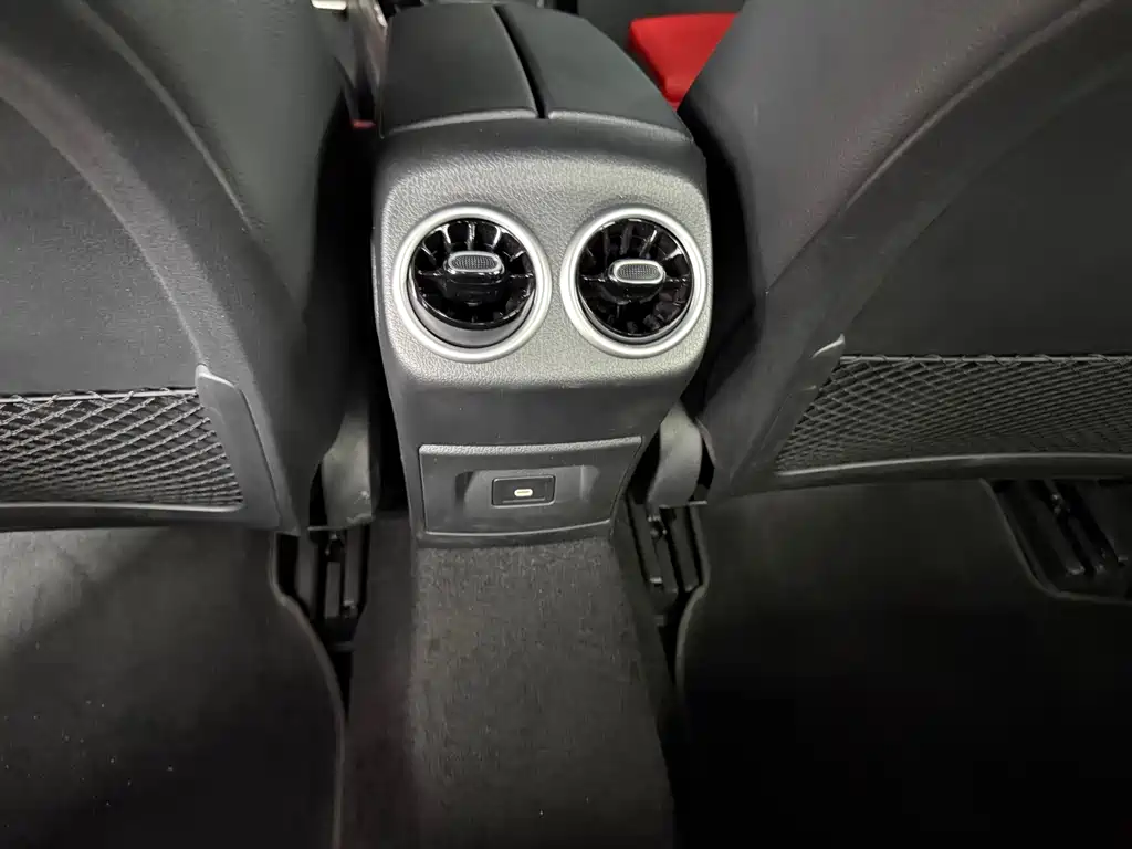 Mercedes-Benz A-Class AMG — миниатюра 11