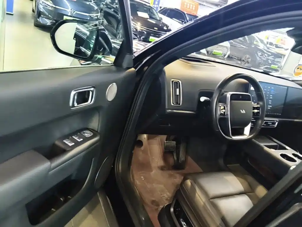 Li Auto Li L9 — миниатюра 16