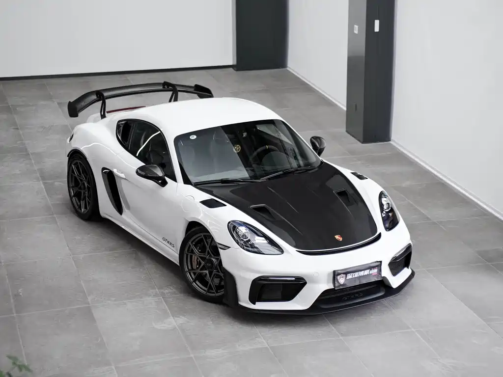 Porsche 718 2022 Cayman GT4 RS 4.0L