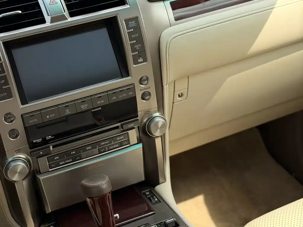 Lexus GX — миниатюра 7