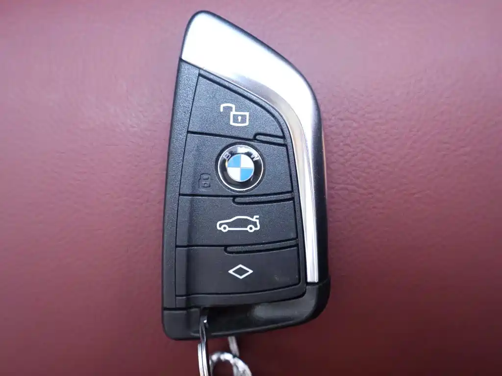BMW 3 Series — миниатюра 25