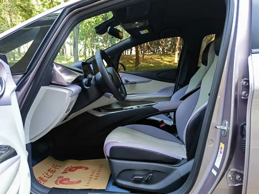 BYD Dolphin — миниатюра 6