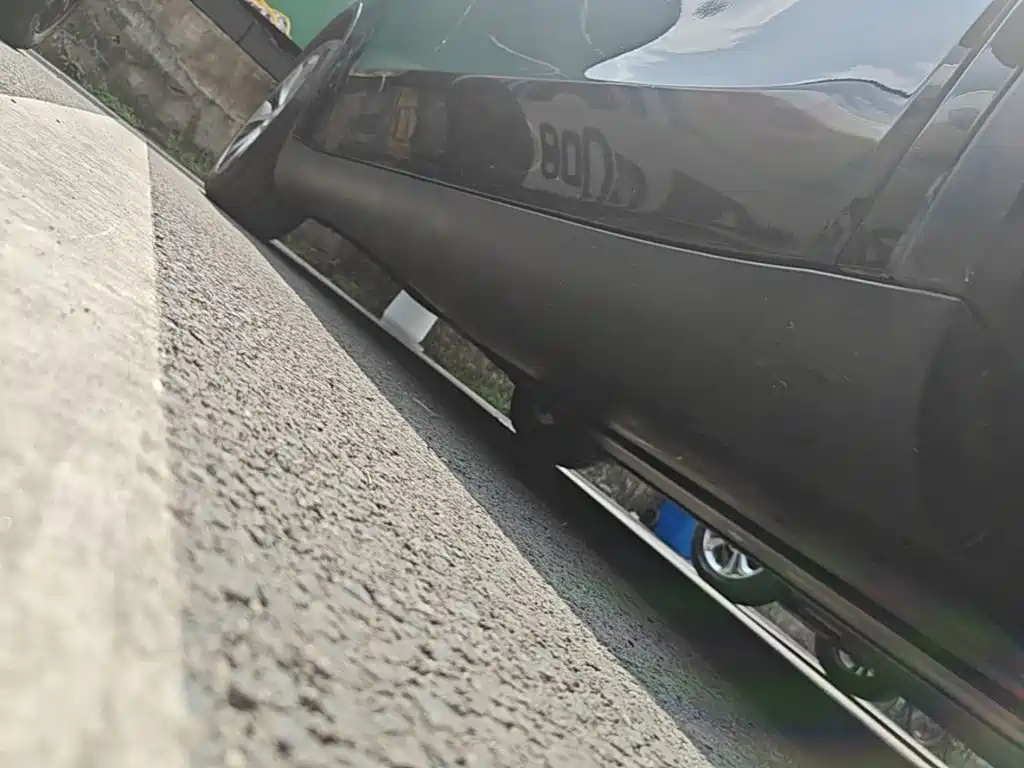 Tesla Model Y — миниатюра 19