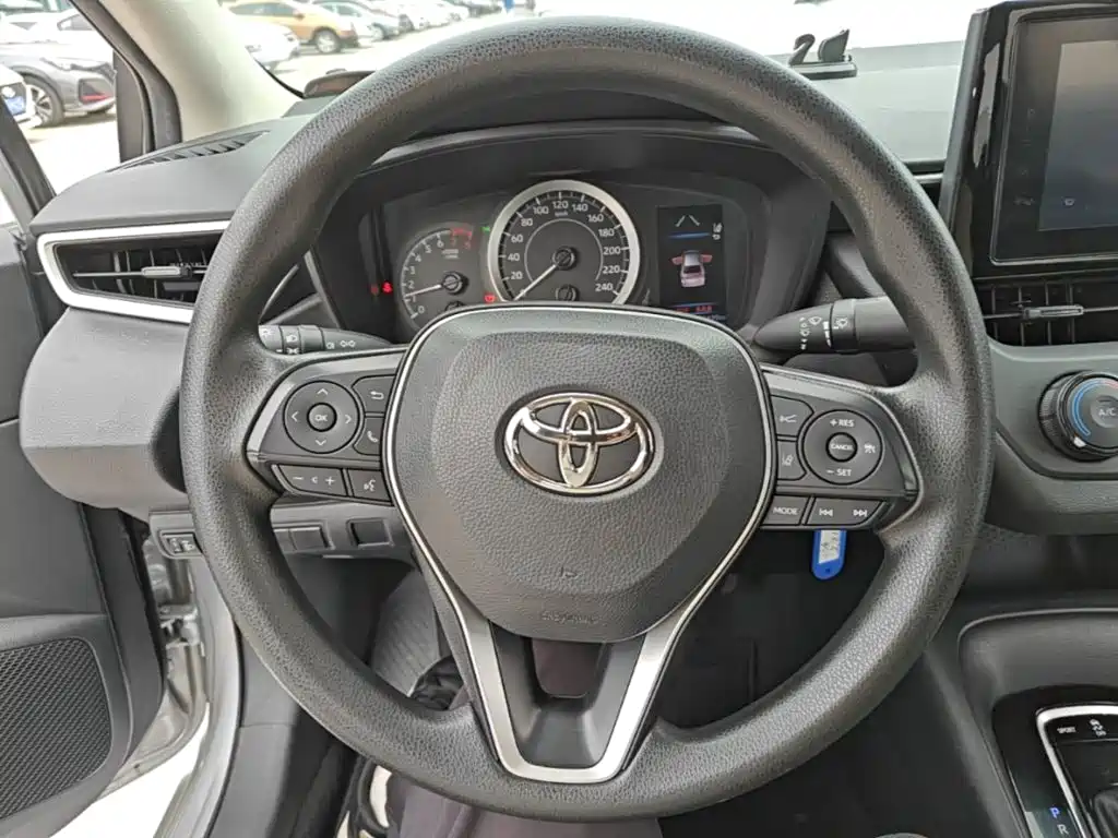 Toyota Corolla — миниатюра 11