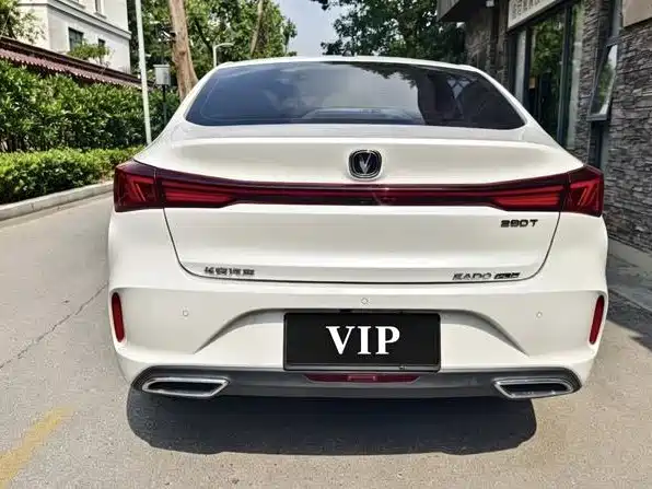 Changan Eado — миниатюра 5