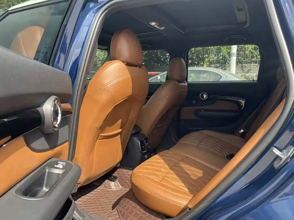 MINI Mini Clubman — миниатюра 6