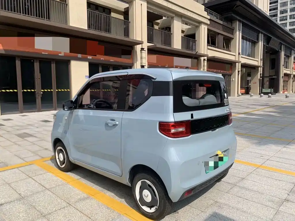 Wuling MINIEV — миниатюра 4
