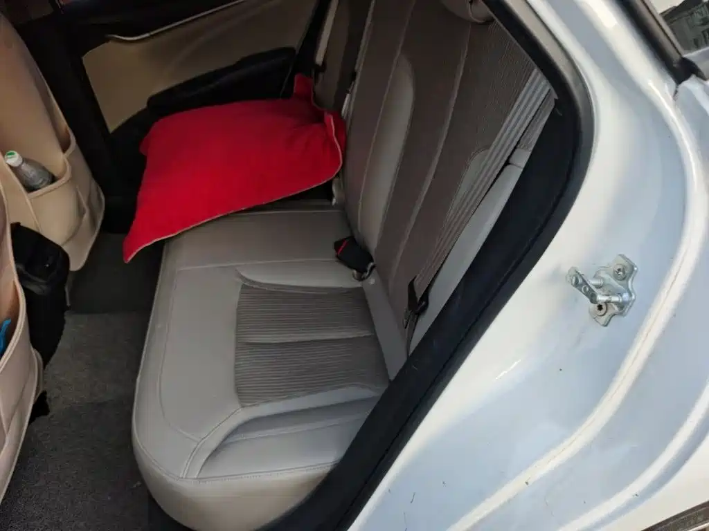 Buick Excelle — миниатюра 18