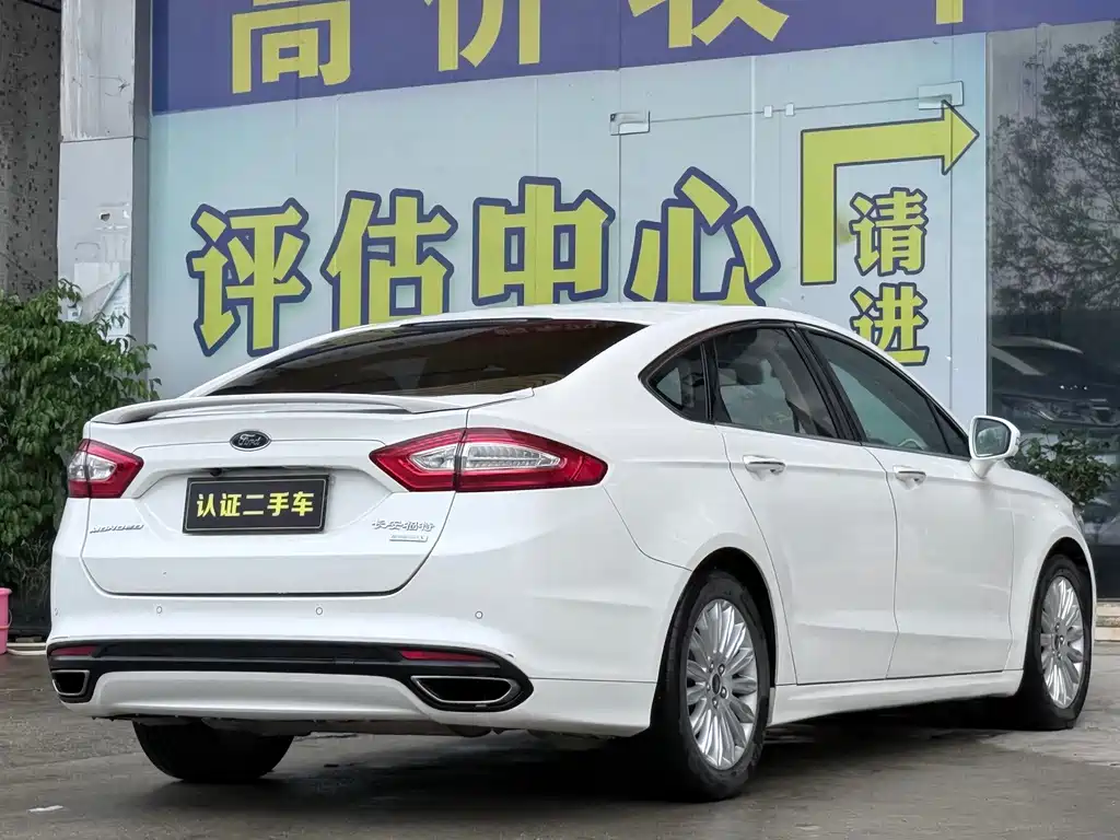 Ford Mondeo 2.0L GTDi200 Fashion Type, фото 15