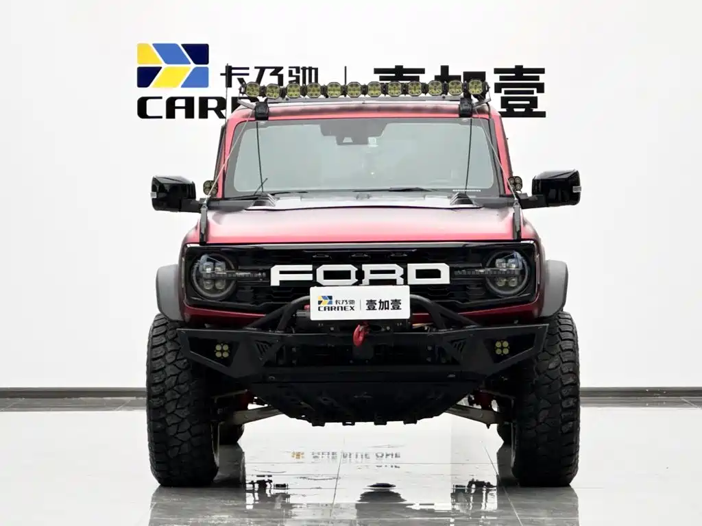 Ford Bronco — миниатюра 2