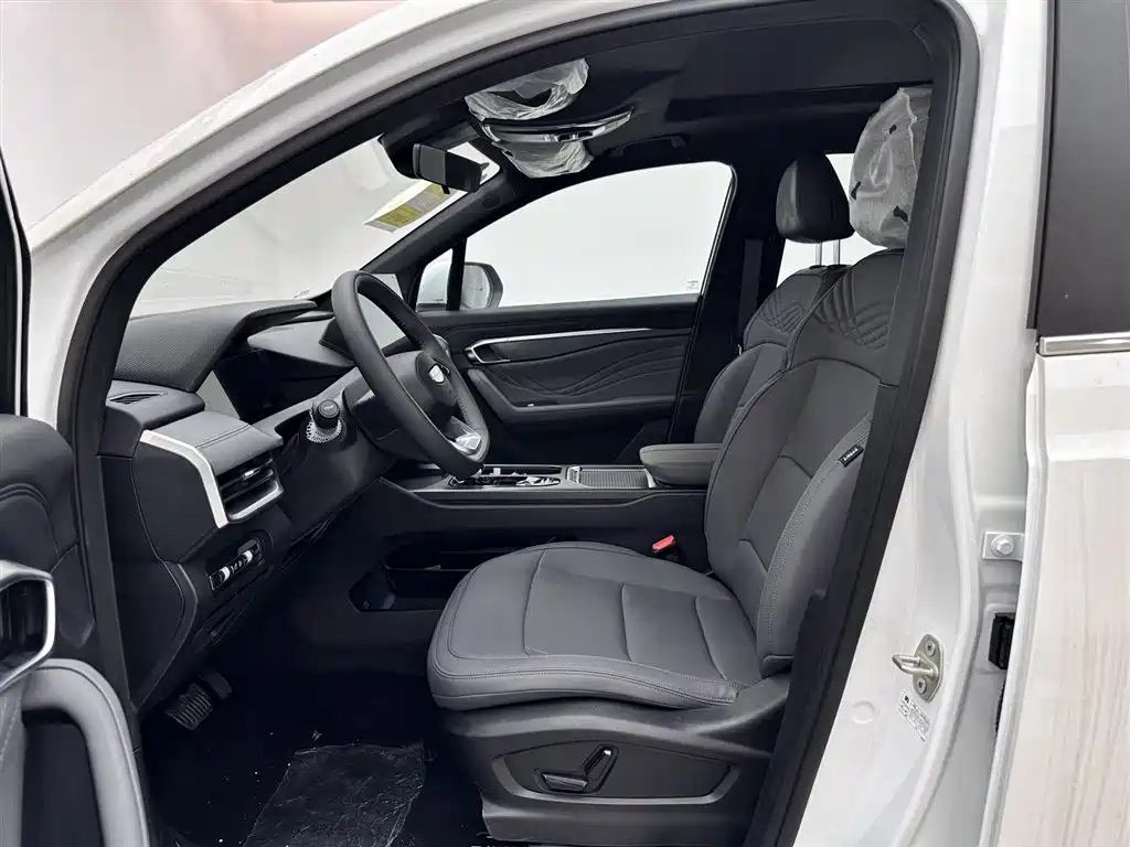 Geely HaoyueL L 2026 1.5TD DCT 5 мест