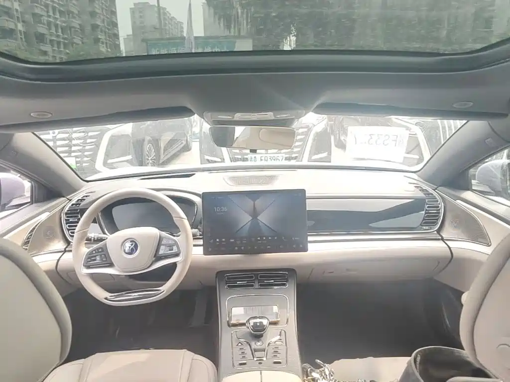 BYD Han — миниатюра 10