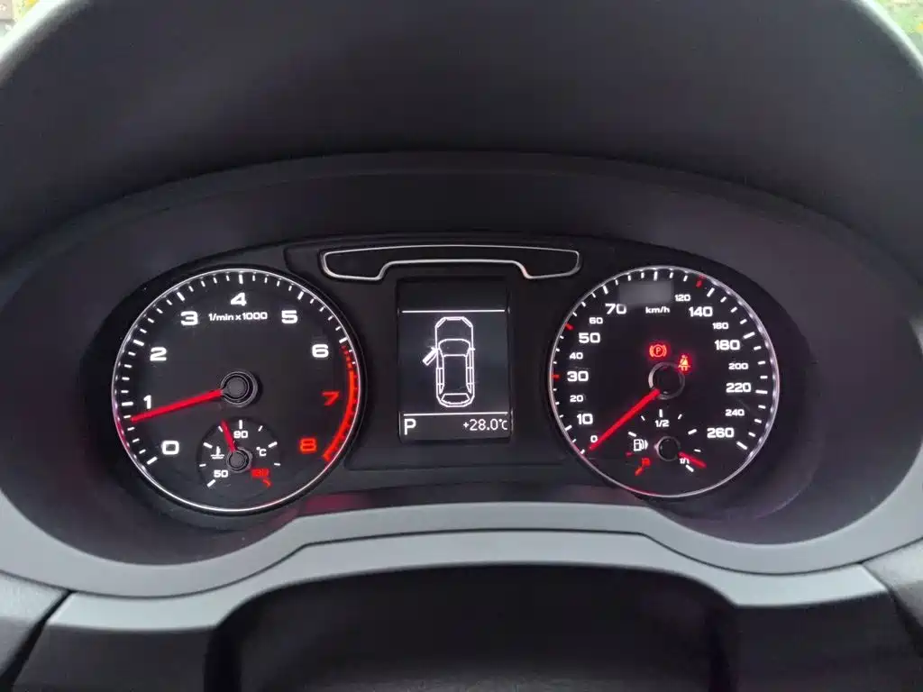 Audi Q3 — миниатюра 4