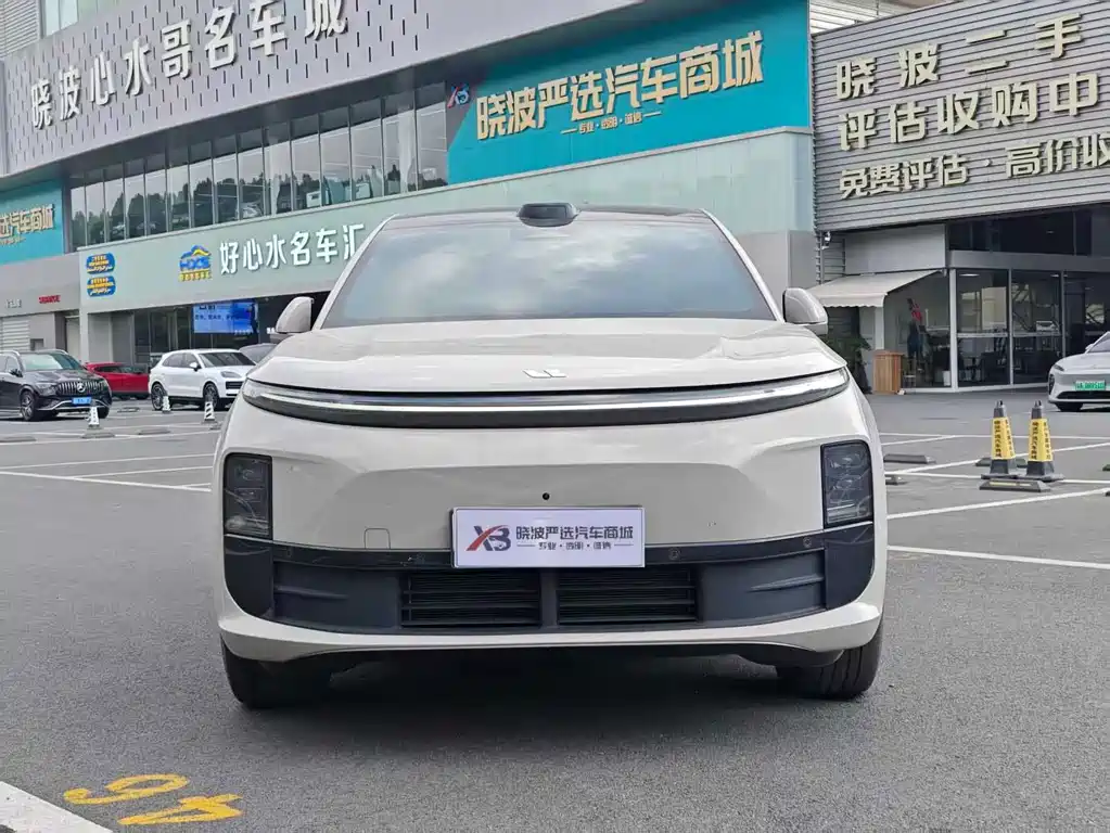 Li Auto Li L6 — миниатюра 2
