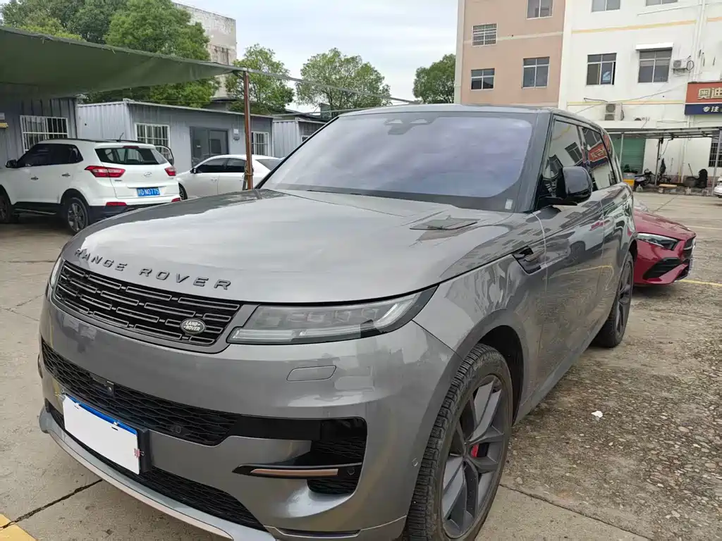 Land Rover Sport 2025