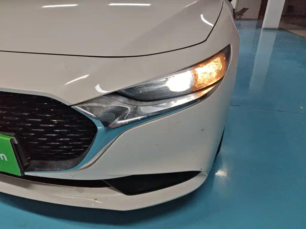 Mazda 3 Axela — миниатюра 24