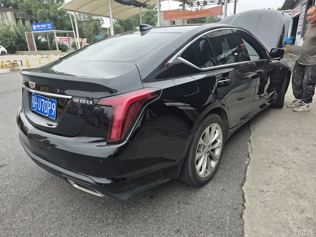 Cadillac CT5 — миниатюра 6