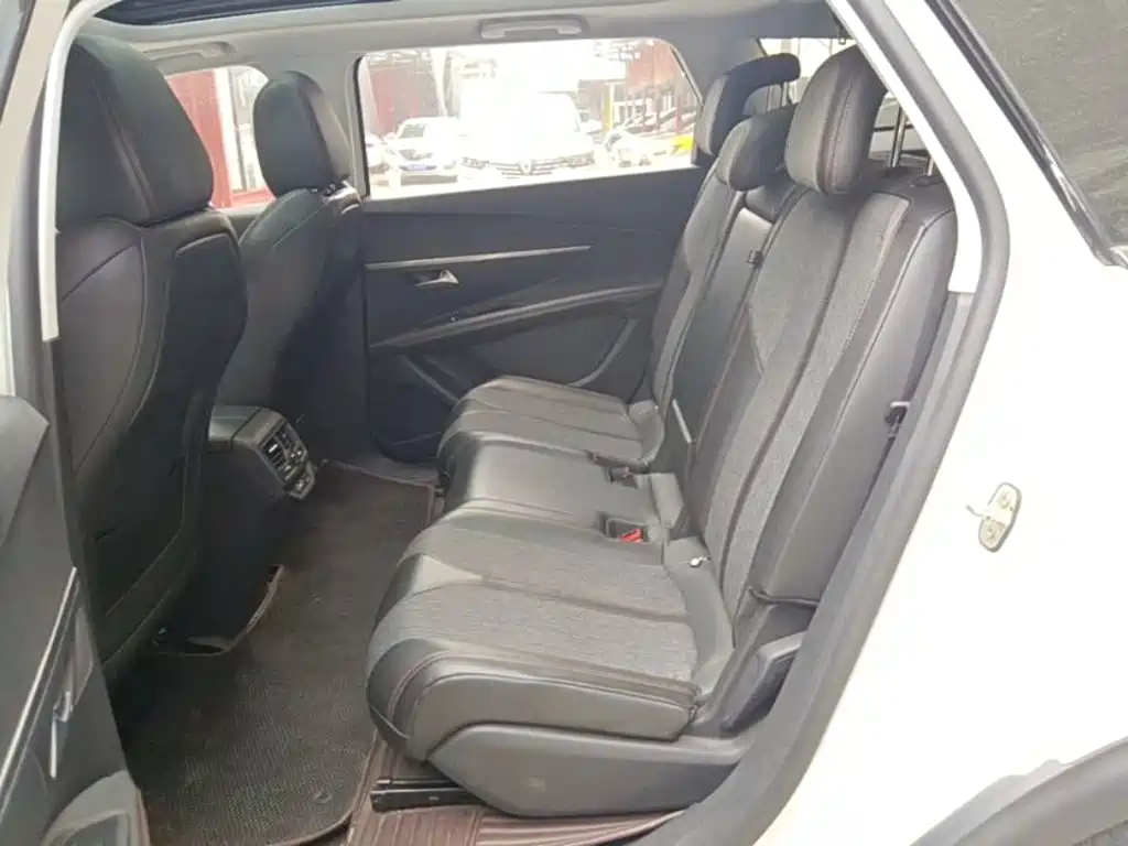 Peugeot 5008 — миниатюра 17