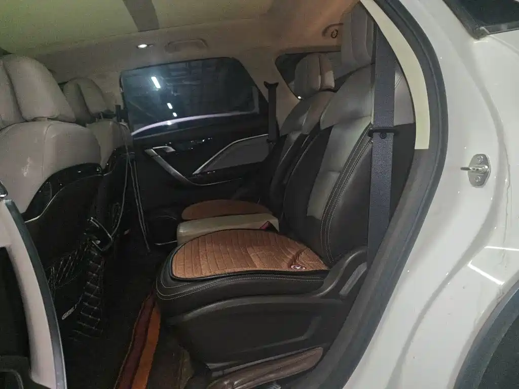 Geely Jia Ji — миниатюра 13