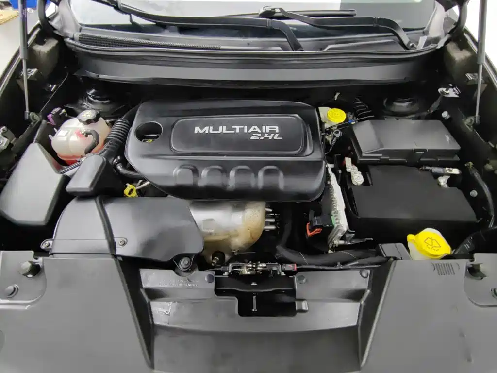 Jeep Cherokee — миниатюра 6