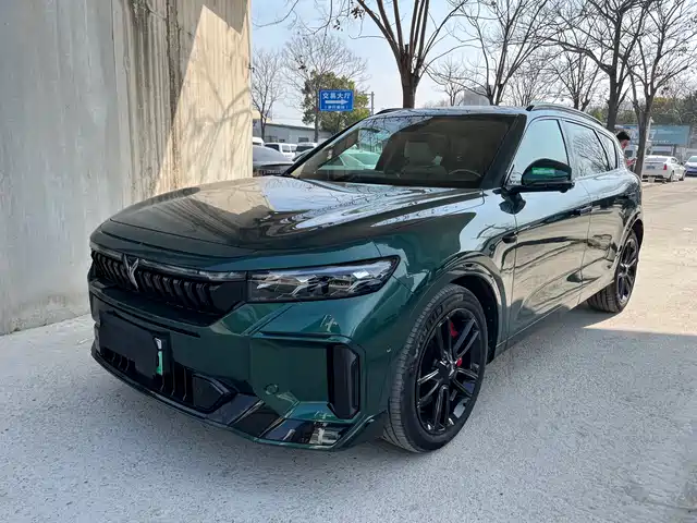 VOYAH LAN TU FREE 2025