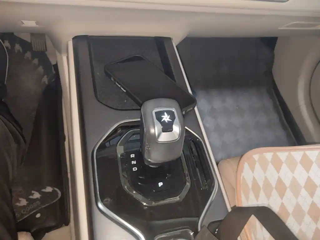 Geely Icon — миниатюра 14