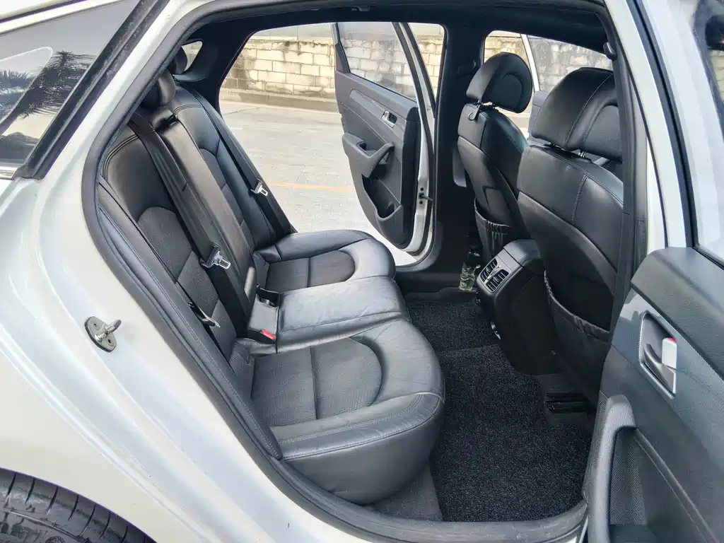 Hyundai Sonata — миниатюра 13